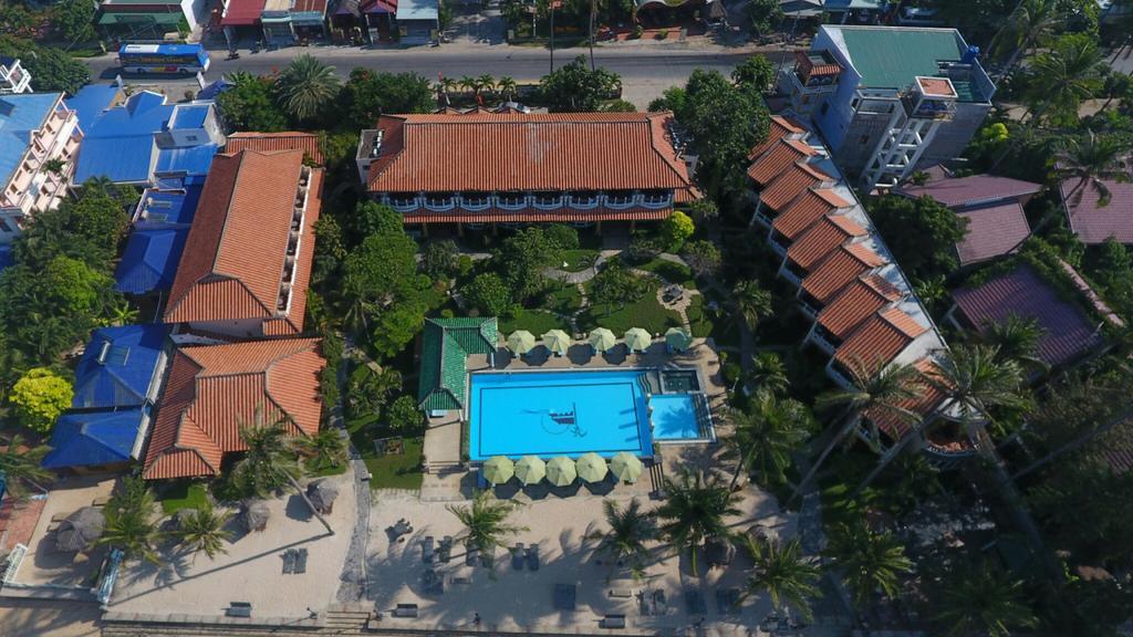 Dynasty Mui Ne Beach Resort Фантхьєт Екстер'єр фото